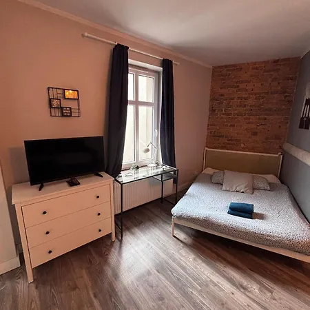 Zabrska Xvii Daire *